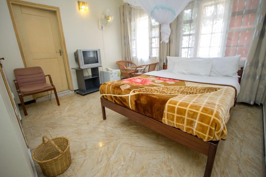 Jinja Safari Hotel Eksteriør billede