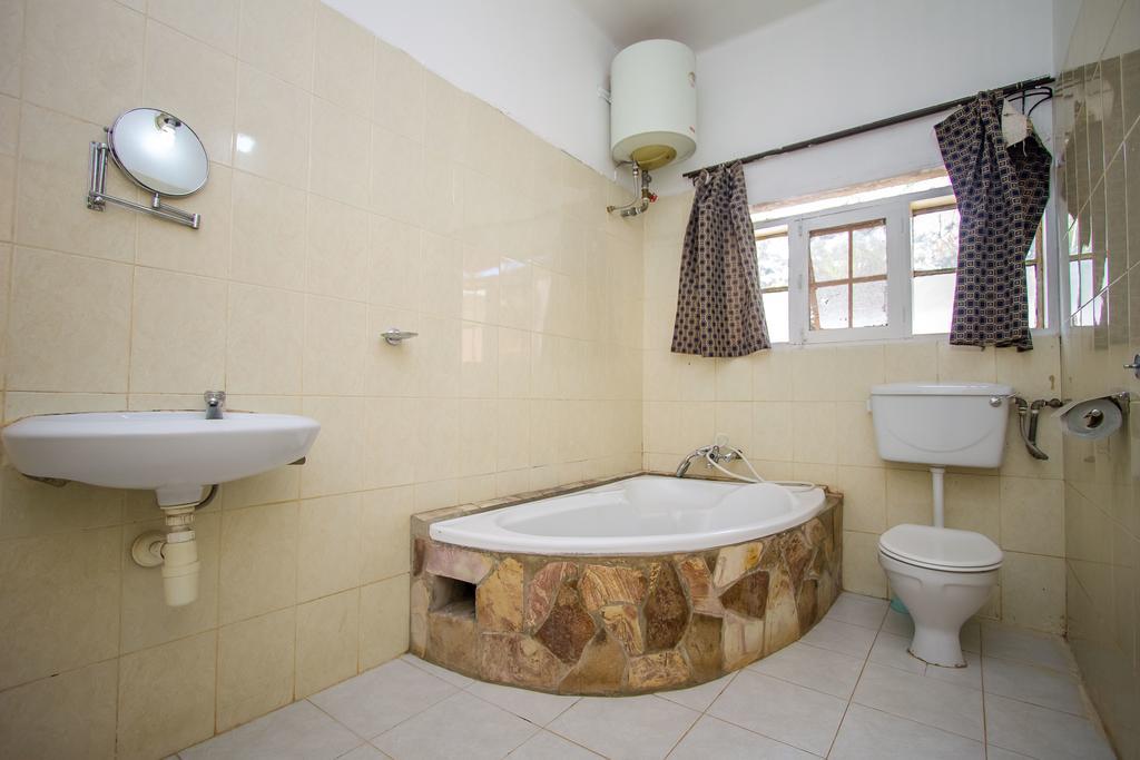 Jinja Safari Hotel Eksteriør billede