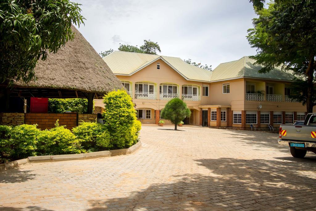Jinja Safari Hotel Eksteriør billede
